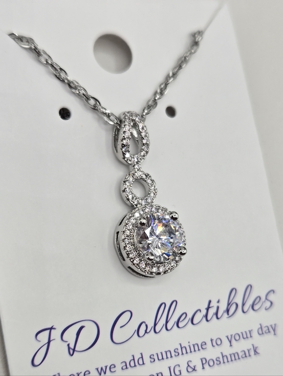 Swarovski Crystal Elements Silver Halo Drop Necklace Clear 20-22 inch Bridal - Picture 3 of 5